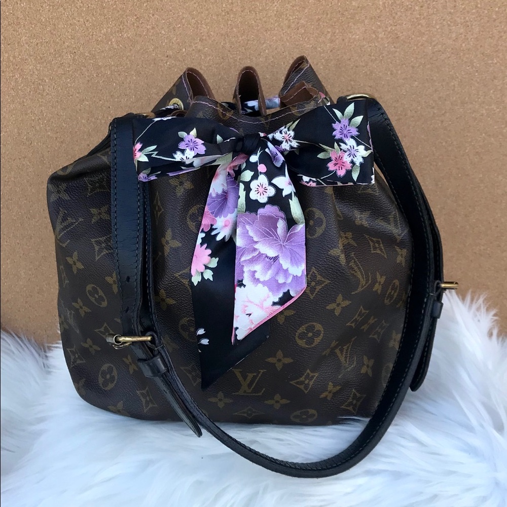Authentic Louis Vuitton Petite Noe